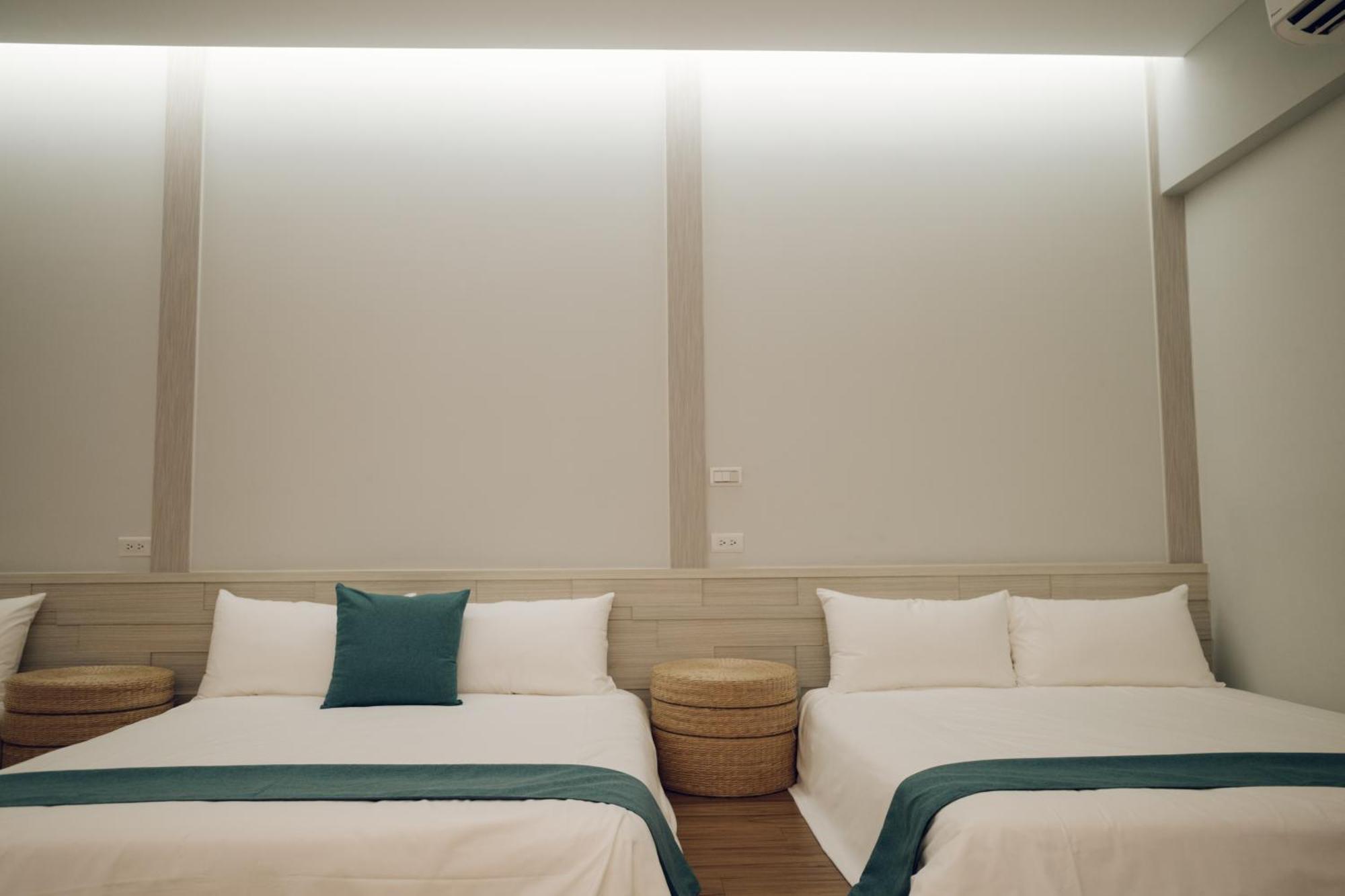 蘊慢築 茶花藝主題民宿 Yun Man Zhu Homestay Gongguan Exterior foto